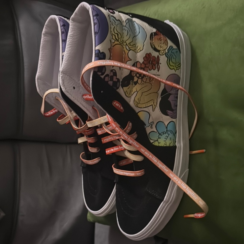 Vans Sk8-Hi Sneaker Cultivate Care In This Together True Men Sz 11.5